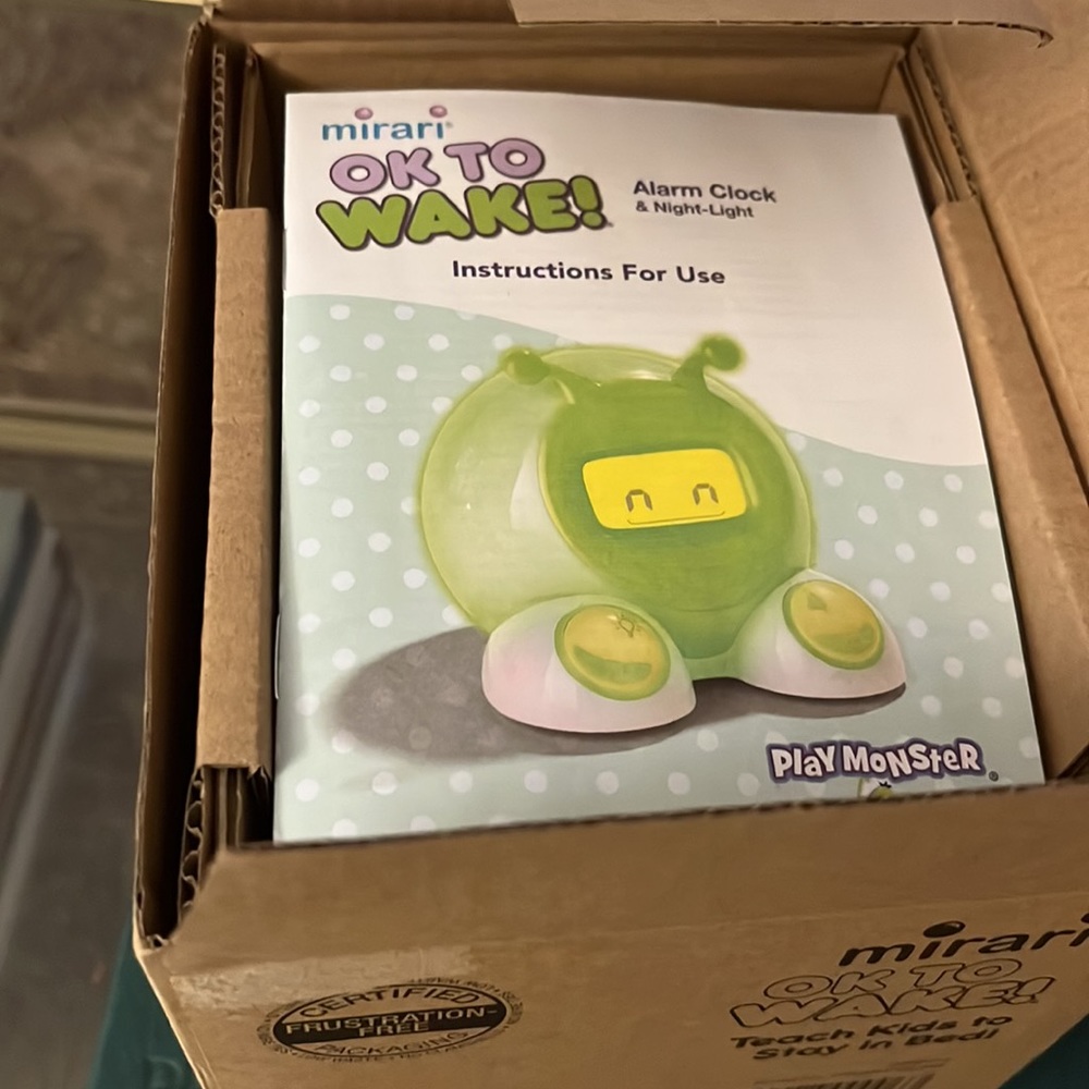 New In Box Ok To Wake Clock